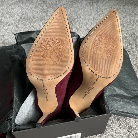 Vince Camuto ‘Kain’ Pump - Picture 3 of 5